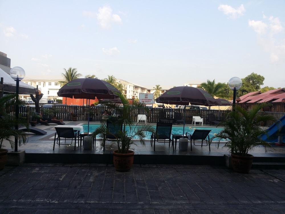 Langgura Baron Resort